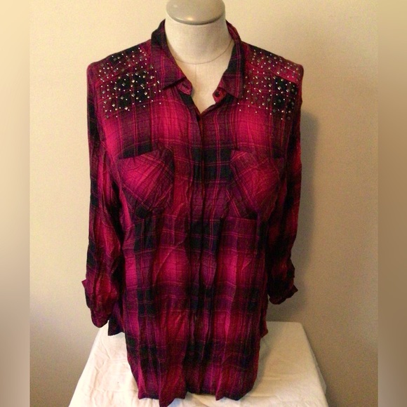 DC jeans woman’s shirt. Size 2X. - Picture 1 of 4